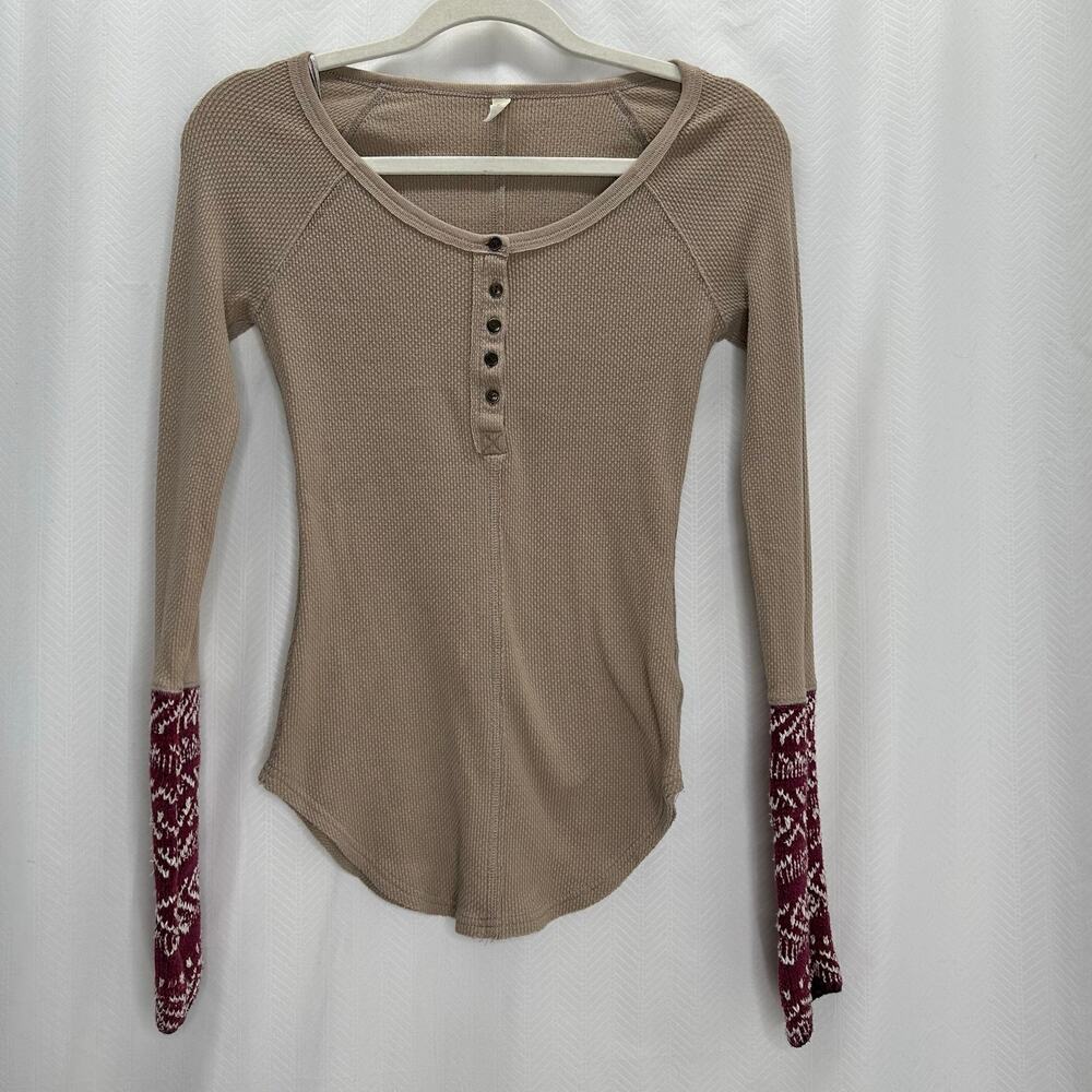 Free People tan thermal long sleeve knit cuffs